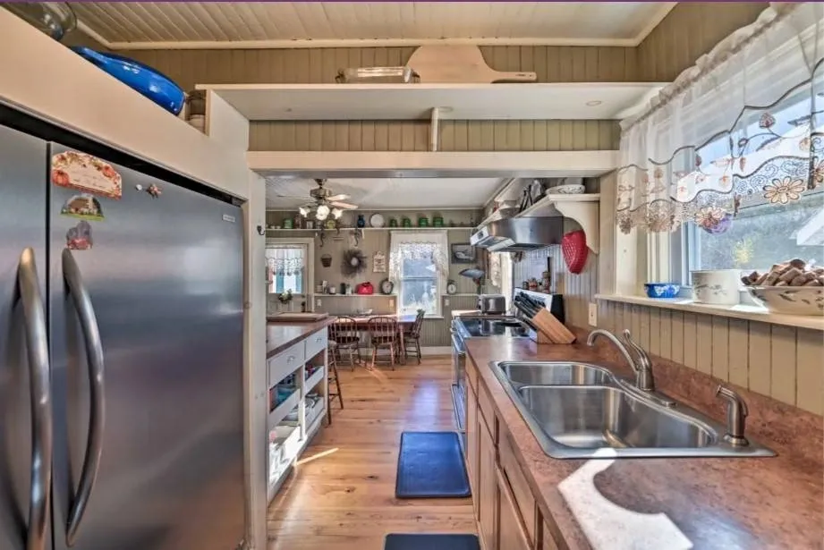 The Alpine Homestead photo